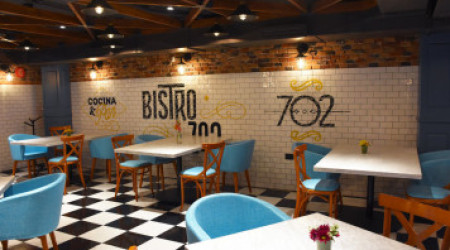 Bistro 702