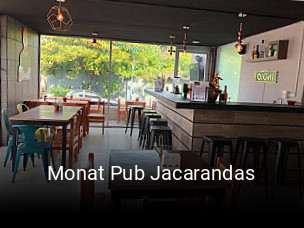 Monat Pub Jacarandas