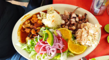 Mariscos El Plebe